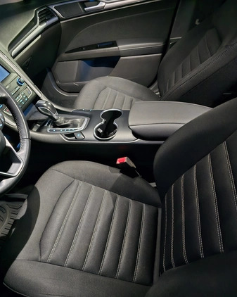 Ford Mondeo cena 62361 przebieg: 160000, rok produkcji 2019 z Kielce małe 407
